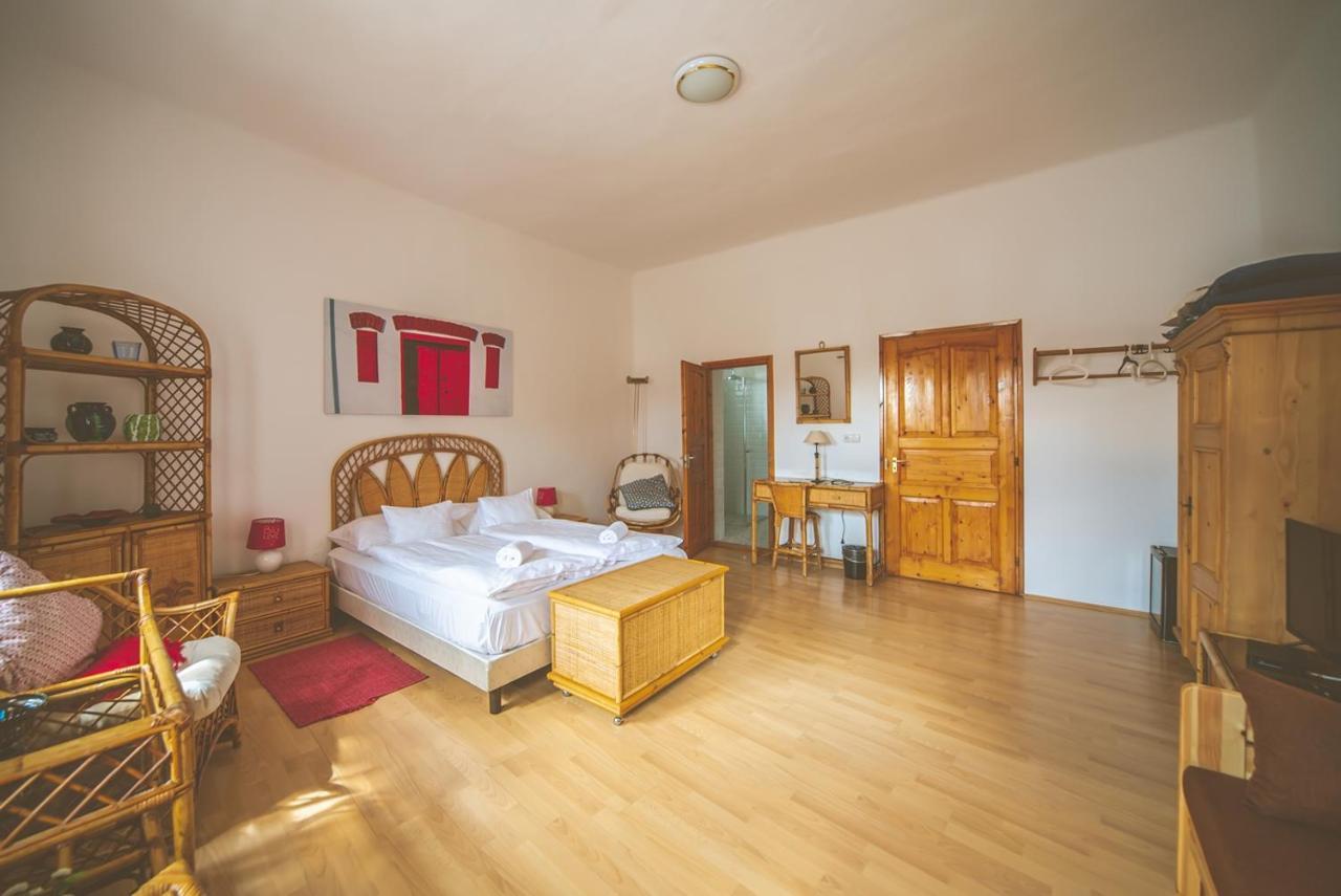 Palkonyha Panzio Speiz Gasztromuhely Bed & Breakfast Palkonya ภายนอก รูปภาพ