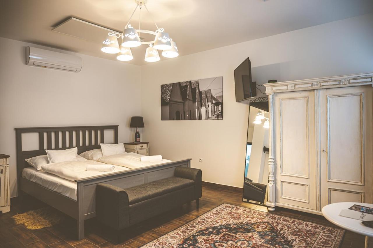 Palkonyha Panzio Speiz Gasztromuhely Bed & Breakfast Palkonya ภายนอก รูปภาพ