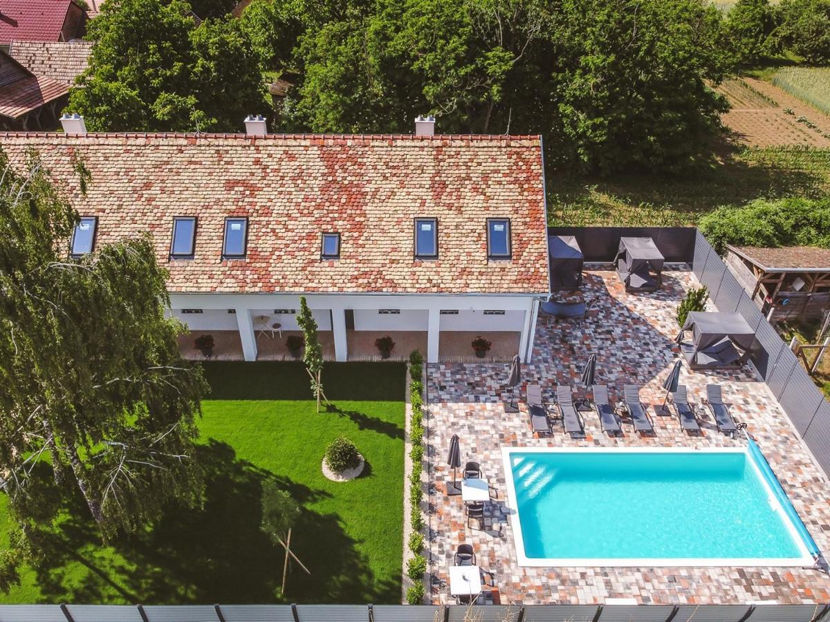 Palkonyha Panzio Speiz Gasztromuhely Bed & Breakfast Palkonya ภายนอก รูปภาพ